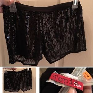4 "Medium" Shorts Lot